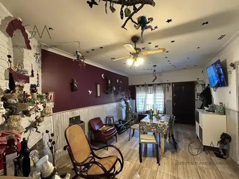 Casa en Venta con 1 cochera