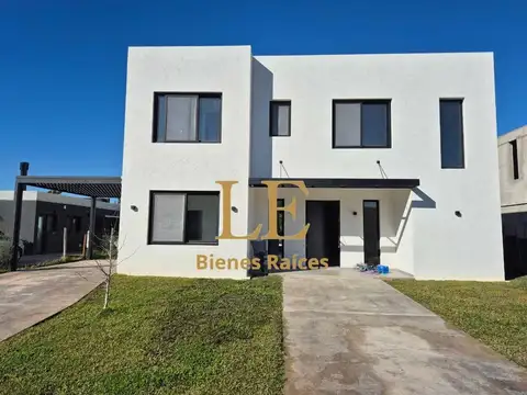 Venta casa a estrenar,  Laguna Grande, Villanueva