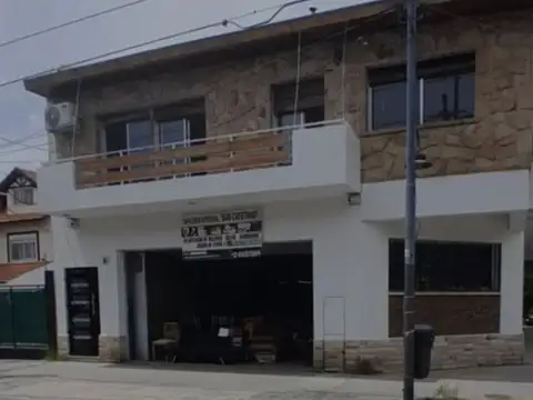 Local comercial en Olivos! 200m2
