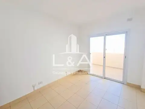 EN VENTA DÚPLEX 3 DORMITORIOS B° GRAND BOURG
