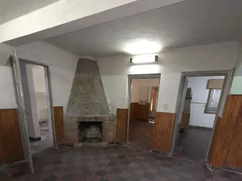 Casa 4 ambientes con 1 baño