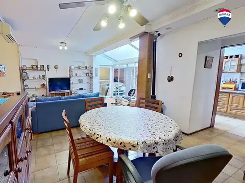 Depto Tipo Casa en Venta con 1 cocheras