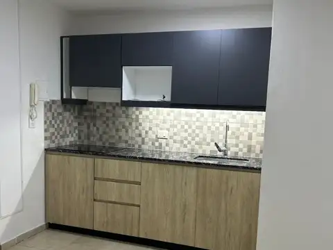 Depto Tipo Casa en Venta de 1 dormitorio