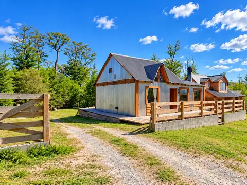 Cabaña premium galpón terreno 1200m2 tolhuin