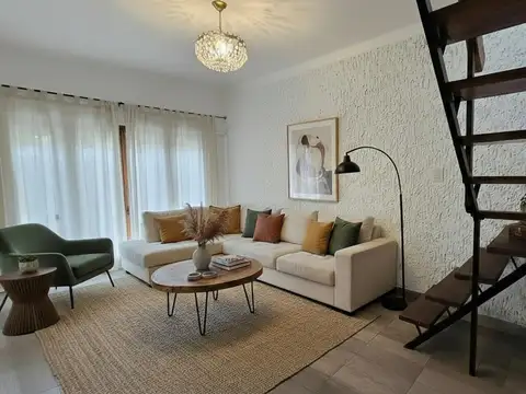 Casa PH venta 4 ambientes cochera Ituzaingo norte