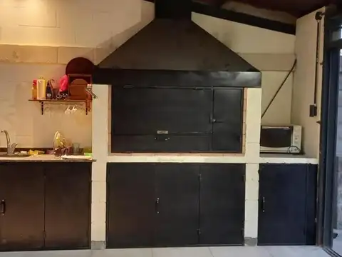 Hermoso Terreno con Quincho y Parrilla
