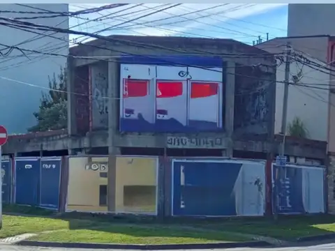 EXCELENTE ESQUINA EN MORON UNIVER DESARR/ INVERSOR