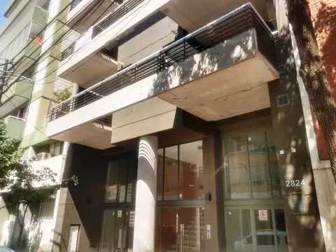2 amb con balcón aterrazado, baño y toilette, amenities: pileta, SUM