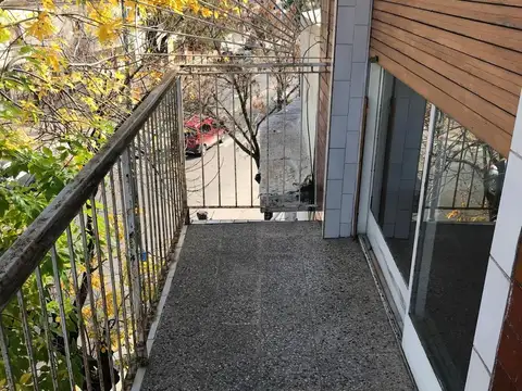 Departamento en alquiler 3er piso por escalera