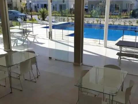 Departamento en Venta en Boulevard Del Sol, USD 140.000