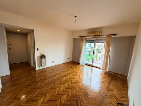 Helguera 100, Piso 5