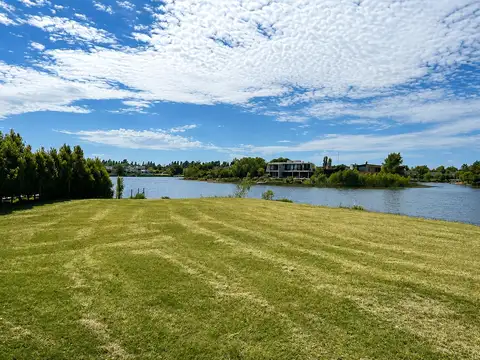 Terreno en Venta de 1687,0 m2