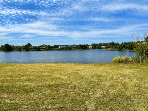 Venta Lote a La Laguna en Barrio San Marco Villanueva Tigre