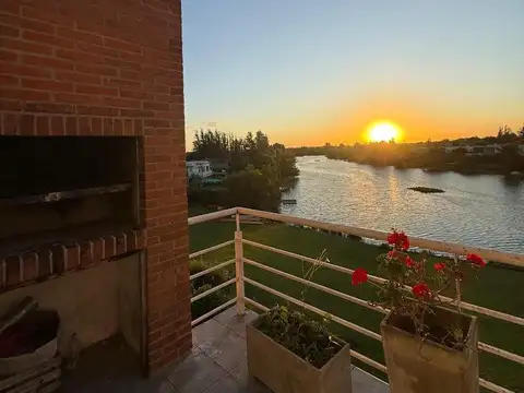 Av Corredor Bancalari 3900