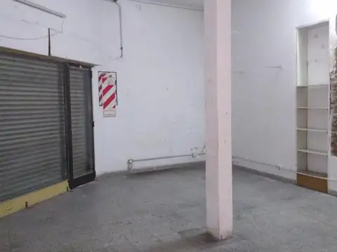 Local en Alquiler en Valentin Alsina, $ 500.000