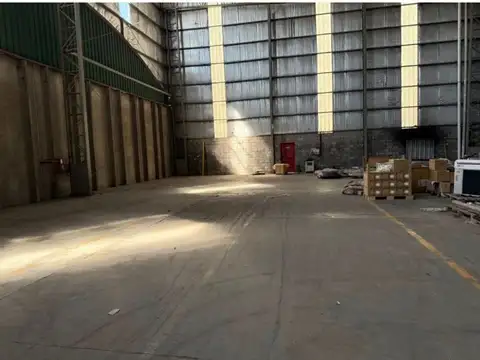 Galpon en Alquiler 60  mts Frente