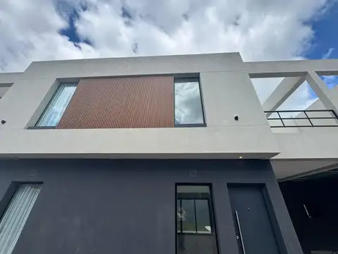 Venta Ph 3 Ambientes con cochera en Monte Grande