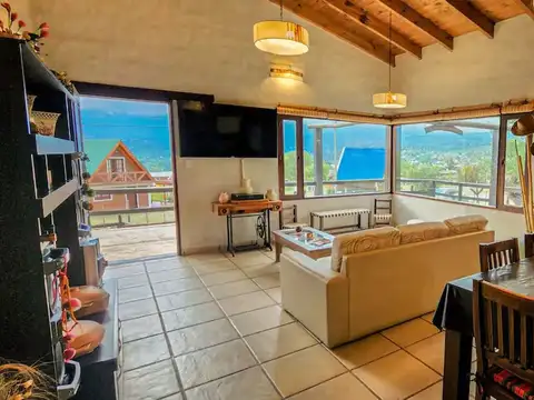 Casa 4 ambientes con 2 baños