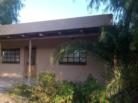 Casa 3 ambientes con 1 baño