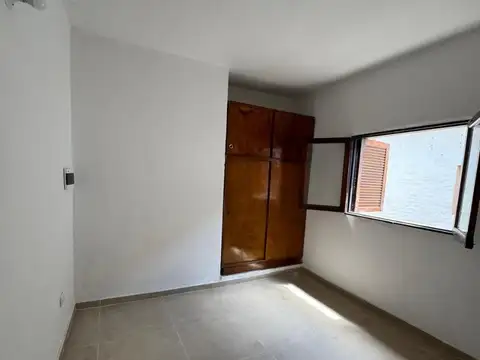Casa 6 ambientes con 5 baños