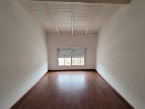 Depto Tipo Casa en Venta al Noroeste