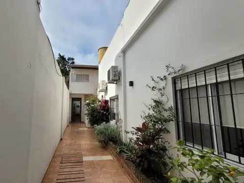 Mariano Acha 2600, Piso 1