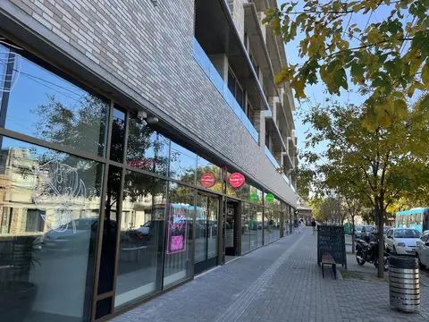 Local en Venta en Refinerias, USD 80.000