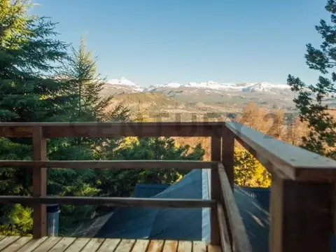 Paseo del Pionero 100, Piso 0