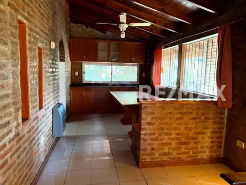 VENTA CASA 5 AMB CON PILETA Bº MIRASOLES- PILAR