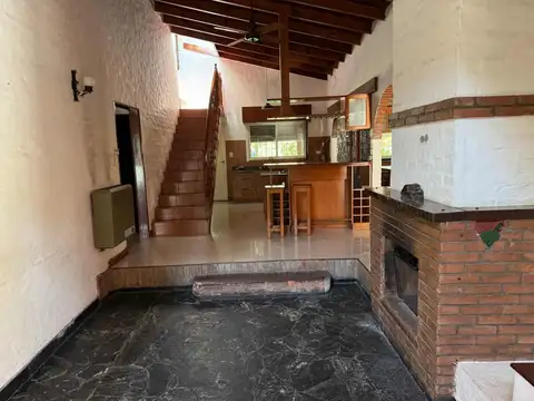 VENTA CASA 5 AMB CON PILETA Bº MIRASOLES- PILAR