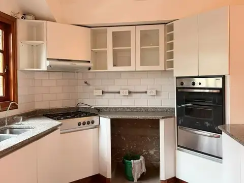 Casa en Alquiler al Este