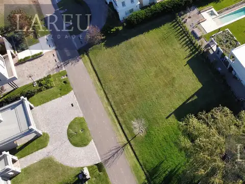 Terreno en Venta en La Lomada De Pilar, USD 440.000