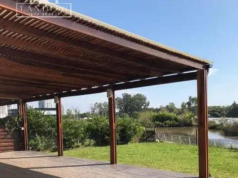 Departamento en Alquiler con 2 cocheras