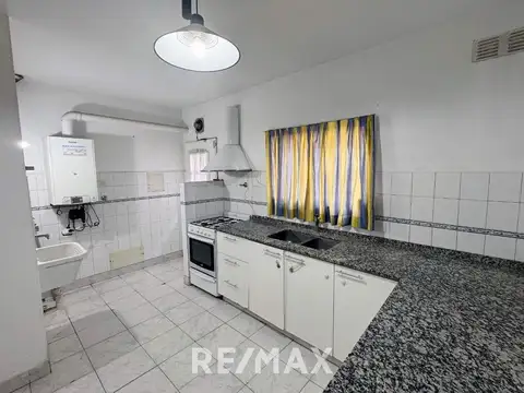 VENTA DUPLEX / 3 AMB. JARDIN COCHERA PILAR CENTRO