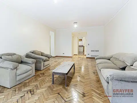 VENTA 4 AMB al fte con calcon, 2 baños, exc estado y ubicacion