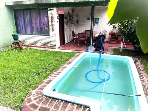 Depto Tipo Casa en Venta de 3 ambientes
