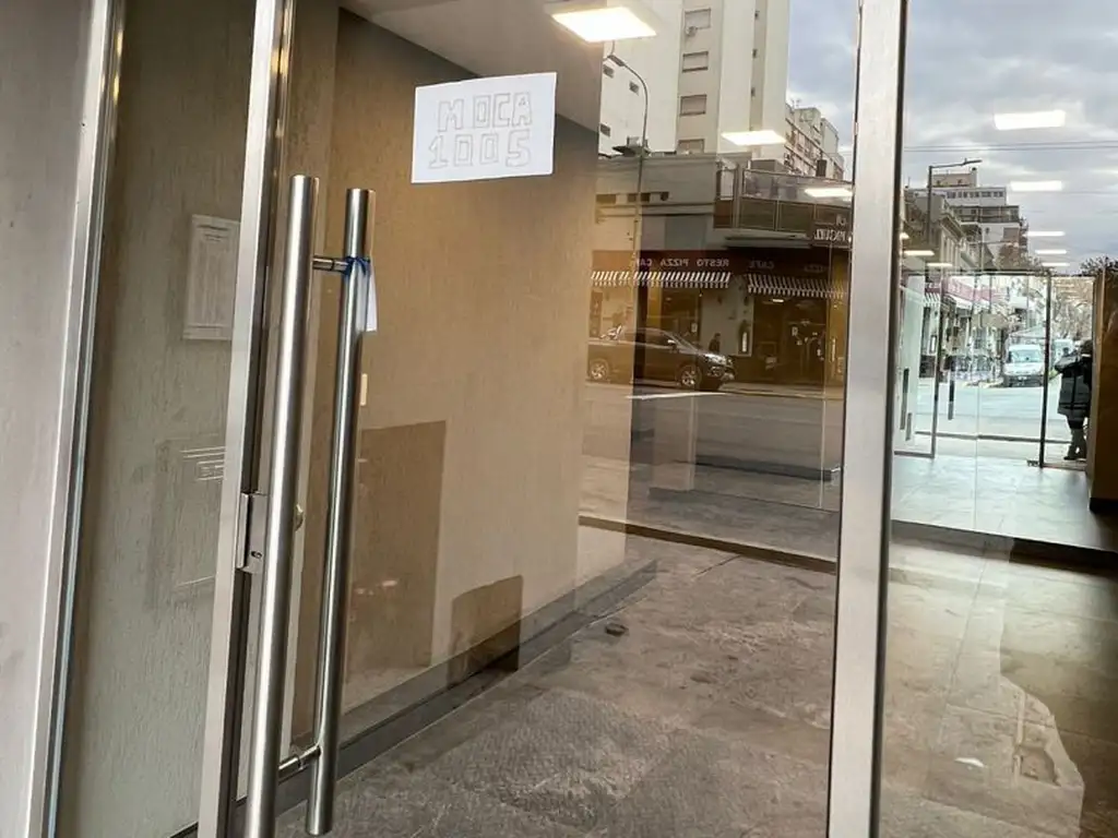 AV MONTES DE OCA 1000