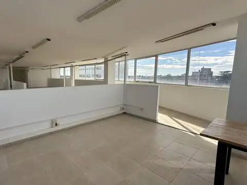 Oficina en Alquiler en Dolores, $ 900.000
