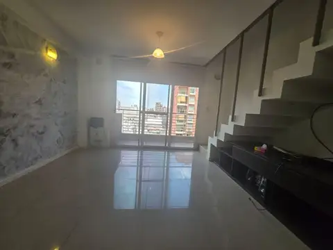 Departamento en Alquiler en Castelar, $ 900.000