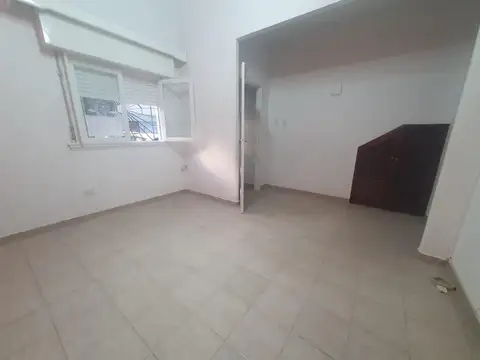 Depto Tipo Casa en Alquiler en Caballito, $ 1.100.000