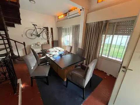 Doctor Ramon Castillo al 4500