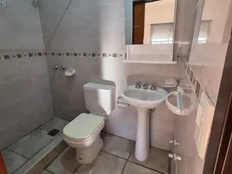 Depto Tipo Casa en Alquiler en Victoria, $ 480.000