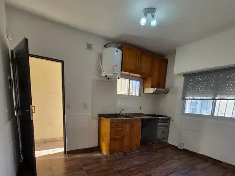 Depto Tipo Casa en Alquiler de 1 dormitorio