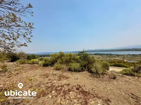 Terreno en Venta en Barrancas de Dina Huapi con Vista al lago