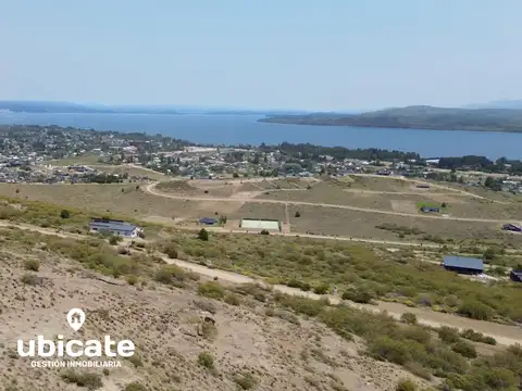 Terreno en Venta en Barrancas de Dina Huapi con Vista al lago