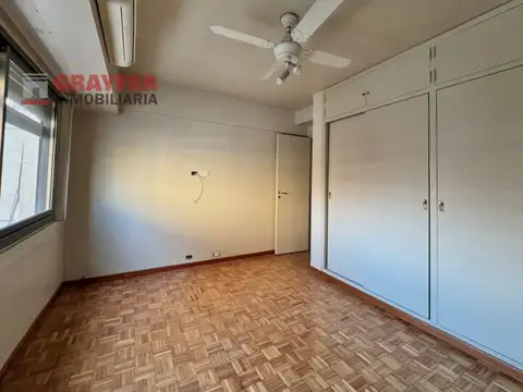 MARCELO T. DE ALVEAR  700