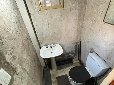 GALPÓN EN VENTA – LOMAS DEL MIRADOR – RAPIDO ACCESO A CAPITAL – ZONA COMERCIAL Y BANCARIA