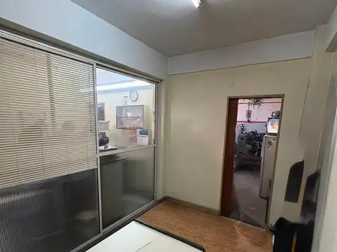 Galpon en Venta 14  mts Fondo