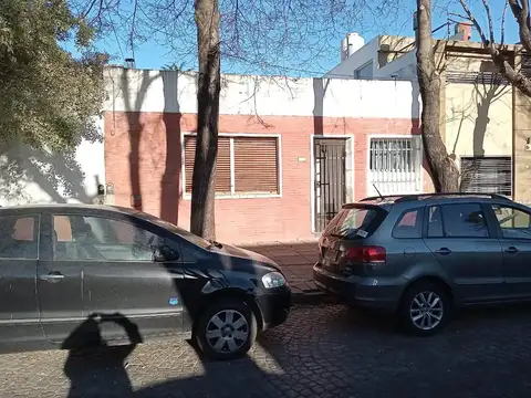 Casa en lote propio todo en bajos 3 amb