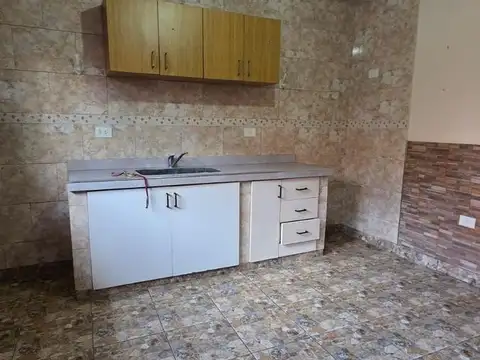 Depto Tipo Casa en Alquiler de 1 dormitorio